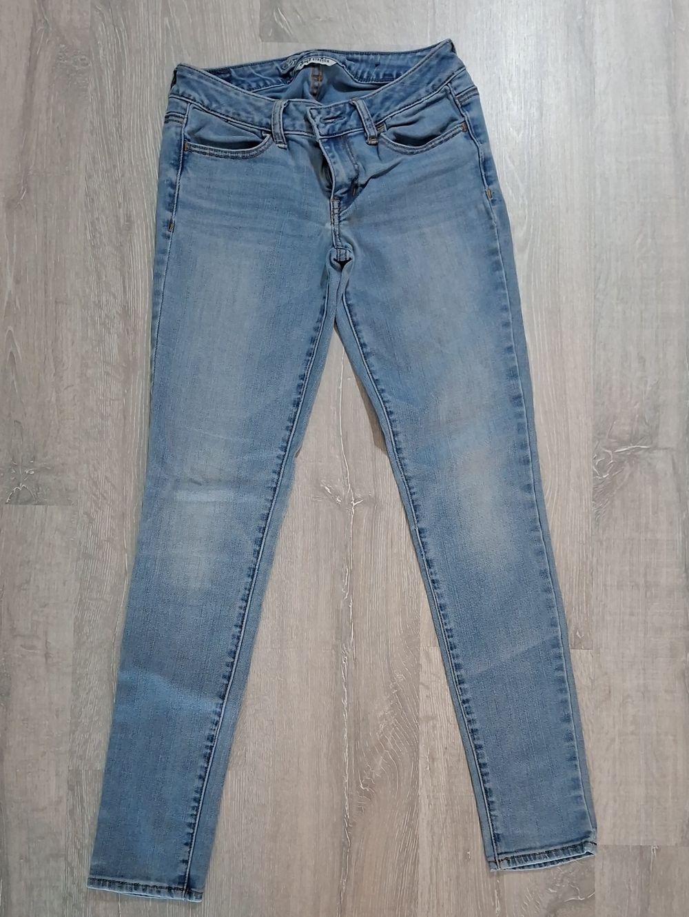 Women's American Eagle Jegging Super Stretch Skinny Jeans in Light Blue Size 4